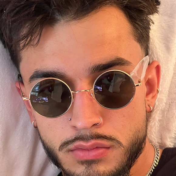 COPY - AZORB Collection Sunglasses 😎 - Picture 1 of 4